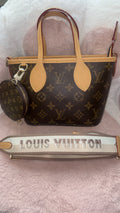 Luxury brown bag with straps & accessories