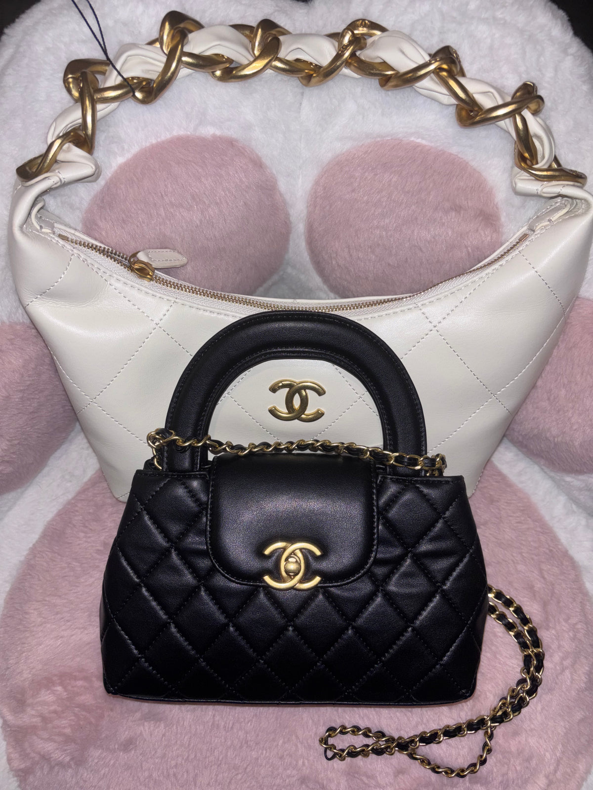 Bundle White & Black Purse with cross body straps SALE ‼️